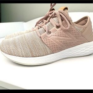 FRESH FOAM SPORT LIGHTWEIGHT RUNNING SHOE NEW BALANCE